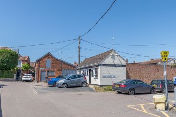 Property for Auction in East Anglia - Old Dairy, Hungate Lane, Beccles, Suffolk NR34 9TN