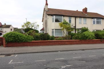 Property for Auction in North West - Flat 2, 32 Bispham Road, Thornton-Cleveleys, Lancashire FY5 1DG