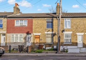 Property for Auction in London - 351 Luton Road, Chatham, Kent, ME4 5BJ