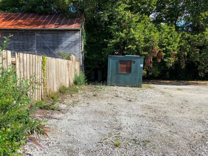 Lot Image