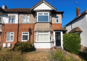 Property for Auction in London - 26 Stratford Road, Hayes, Middlesex, UB4 9EN