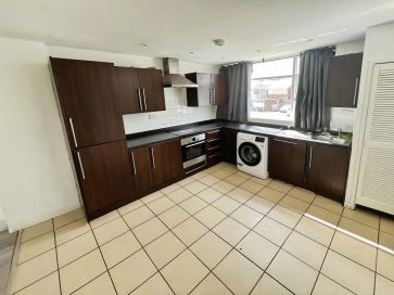 Property for Auction in Coventry & Warwickshire - 28 Branstree Drive, Holbrooks, Coventry, West Midlands CV6 6GB