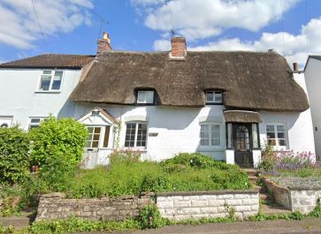 Property for Auction in North West - 3 Banbury Road, Southam, Warwickshire CV47 1NT