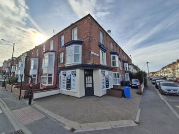 Property for Auction in Hull & East Yorkshire - 123 Hilderthorpe Road, Bridlington, East Yorkshire, YO15 3EU