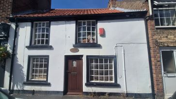 Property for Auction in Hull & East Yorkshire - Hope Cottage, 6 High Street, Bridlington, East Yorkshire, YO15 1JX