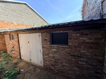 Property for Auction in Lincolnshire - Workshop, White Lion Yard, Lord Street, Gainsborough DN21 2DD