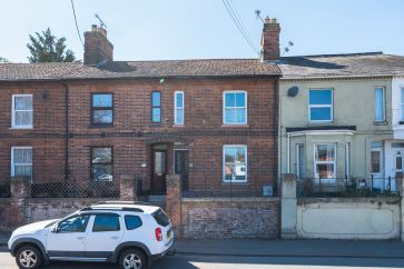 Property for Auction in East Anglia - 13 Douglas Place, Ravensmere, Beccles, Suffolk NR34 9DY