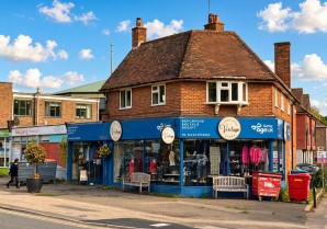 Property for Auction in London - 9-11 Junction Place, Haslemere, Surrey, GU27 1LE