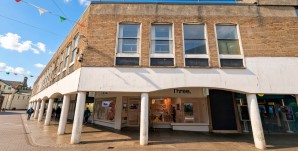 Property for Auction in London - 23 Red Street, Carmarthen, Dyfed, SA31 1QL