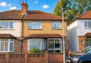 Property for Auction in London - 46 Adrian Road, Abbots Langley, Hertfordshire, WD5 0AQ