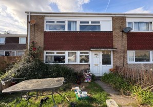 Property for Auction in London - 18 Ross Way, Slip End, Luton, Bedfordshire, LU1 4DD