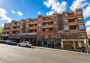 Property for Auction in London - Flat 22 Selwyn Court, Blackheath Village, Blackheath, London, SE3 9SZ