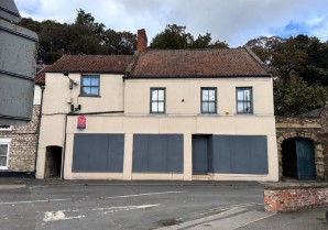Property for Auction in London - 47 Castlegate, Malton, North Yorkshire, YO17 7EA
