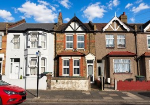 Property for Auction in London - 106 Eldon Road, Wood Green, London, N22 5EE