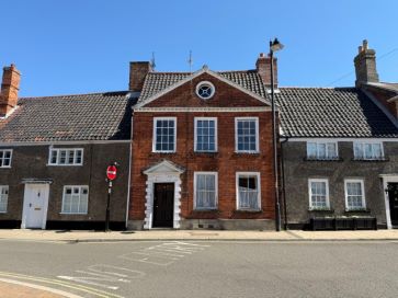 Property for Auction in East Anglia - 5 Old Market, Beccles, Suffolk NR34 9AP