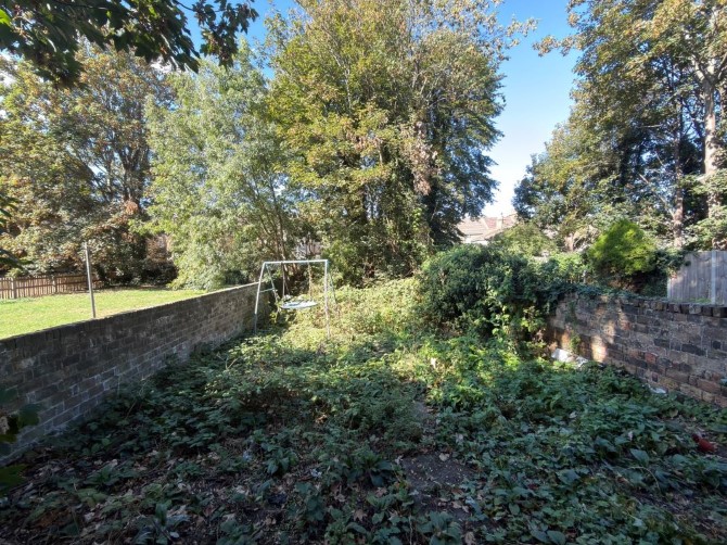 Lot Image