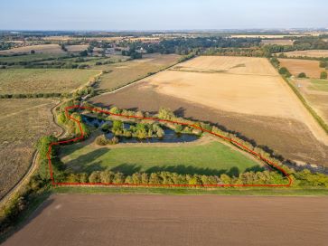 Property for Auction in Lincolnshire - Approx 4.44 acres Gainsborough Road, Lea, Gainsborough DN21 5HW