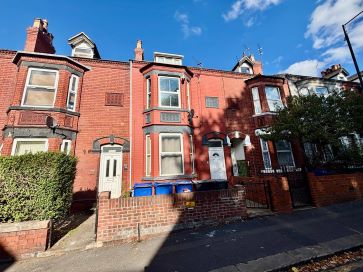 Property for Auction in Lincolnshire - 76 Broxholme Lane, Doncaster DN1 2LW