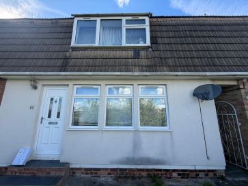 Property for Auction in Chesterfield & North Derbyshire - 16 Houldsworth Drive, Chesterfield, Derbyshire S41 0BS