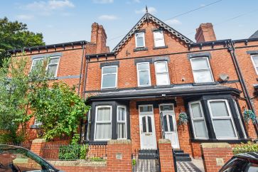 Property for Auction in West Yorkshire - 28 Cranbrook Avenue, Leeds, West Yorkshire LS11 7AX