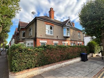 Property for Auction in East Anglia - 60A Preston Road, Westcliff-On-Sea, Essex SS0 7ND
