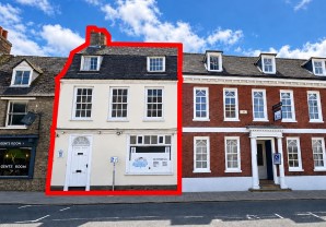 Property for Auction in London - 27 High Street, Huntingdon, Cambridgeshire, PE29 3TA