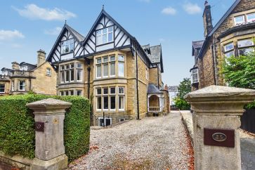 Property for Auction in West Yorkshire - Flat 1, 25 Park Drive, Harrogate, West Yorkshire HG2 9AY
