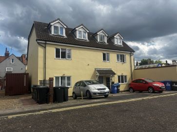 Property for Auction in East Anglia - 141-142 High Street, Lowestoft, Suffolk NR32 1HR
