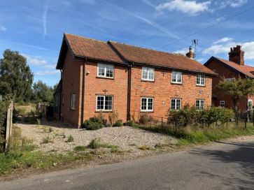 Property for Auction in East Anglia - The Cottage, Low Road, Norton Subcourse, Norwich, Norfolk NR14 6SD