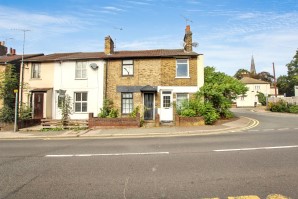 Property for Auction in London - 74 Queens Road, Brentwood, Essex, CM14 4HD