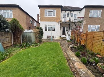 Property for Auction in East Anglia - 5 Shirley Court, Sedley Rise, Loughton, Essex IG10 1LU