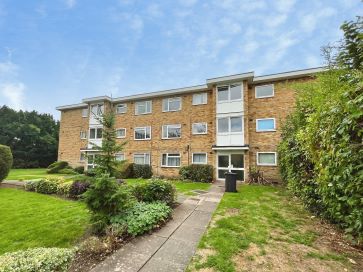 Property for Auction in Coventry & Warwickshire - 10 Langbay Court, Cloisters Croft, Walsgrave, Coventry, West Midlands CV2 2AZ