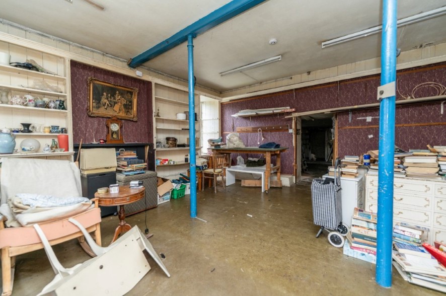 Lot Image