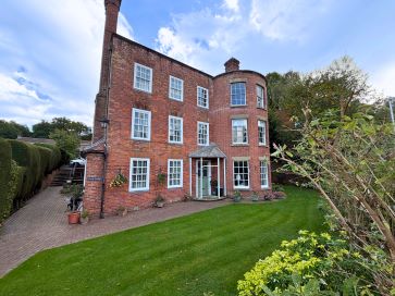 Property for Auction in Birmingham - Flat 4, Park Lodge, 21 Park Lane, Bewdley, Worcestershire DY12 2ER
