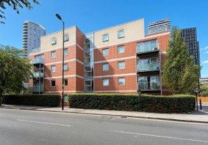 Property for Auction in London - Flat 53 Longitude Apartments, 7 Addiscombe Grove, Croydon, Surrey, CR0 5BS