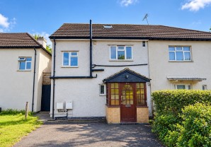 Property for Auction in London - 84 North Circular Road, Neasden, London, NW10 0QS