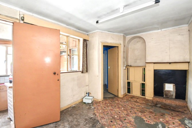 Lot Image