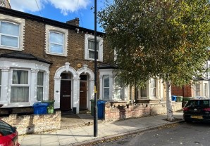 Property for Auction in London - 45A Ulverscroft Road, East Dulwich, London, SE22 9HF