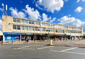 Property for Auction in London - 2 Franklyn Court, Edinburgh Place, Cheltenham, Gloucestershire, GL51 7SF