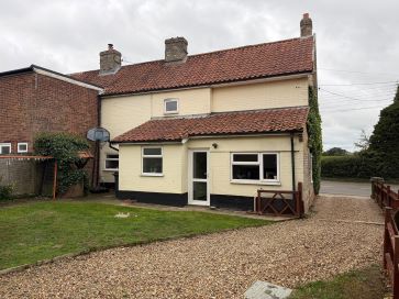Property for Auction in East Anglia - 5 Attleborough Road, Old Buckenham, Attleborough, Norfolk NR17 1RF