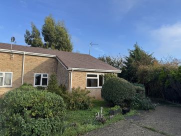 Property for Auction in East Anglia - 42 Hollycroft Close, Emneth, Wisbech, Norfolk PE14 8BL